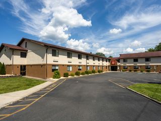 Red Roof Inn Binghamton North