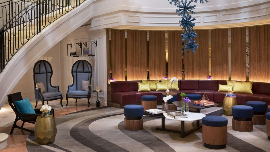 Renaissance Paris La Defense Hotel Lobby