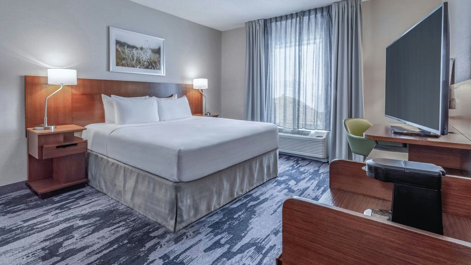 Fairfield Inn & Suites St. John's Room