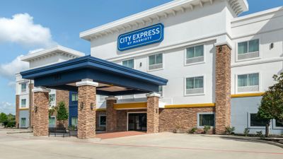 City Express by Marriott Spring
