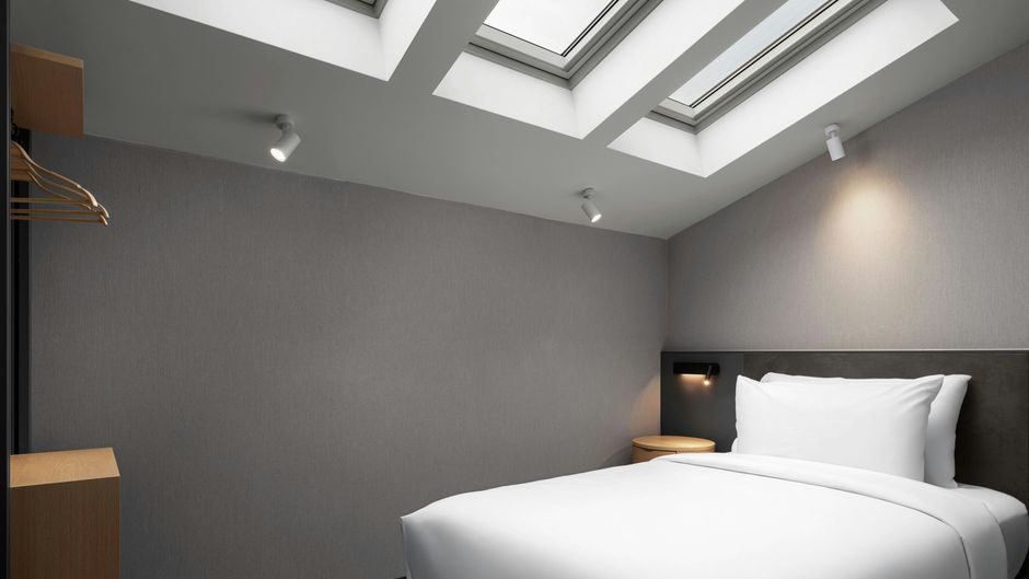 Aloft Istanbul Karakoy Pool
