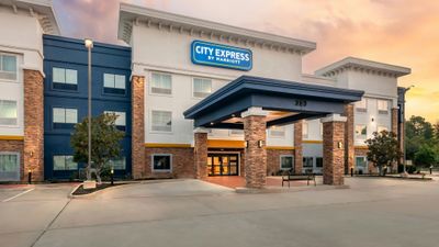 City Express by Marriott Spring