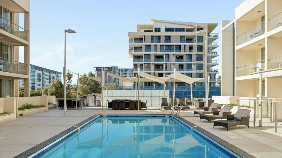 Quest Scarborough Serviced Apartments Pool