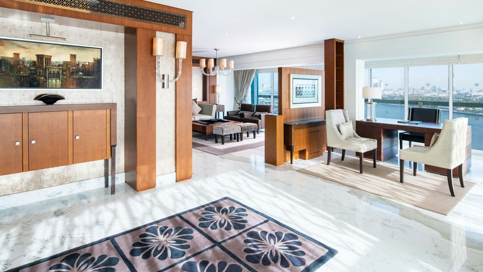 Sheraton Dubai Creek Hotel & Towers Suite