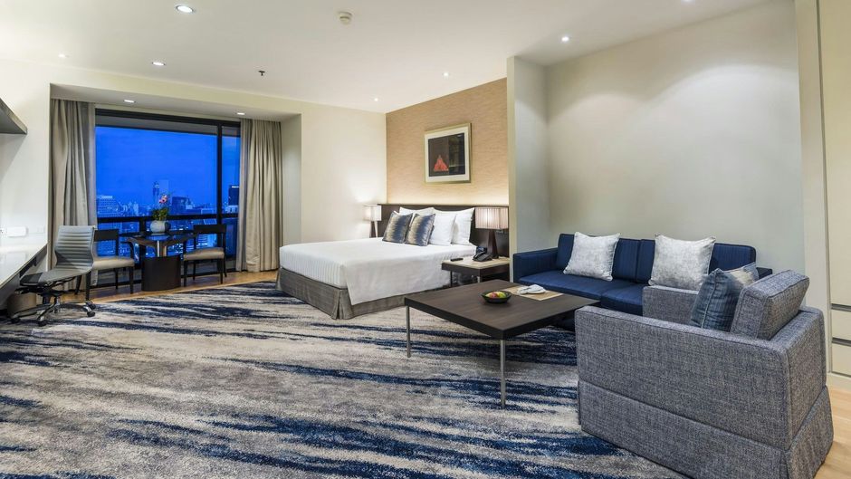 Emporium Suites by Chatrium Room