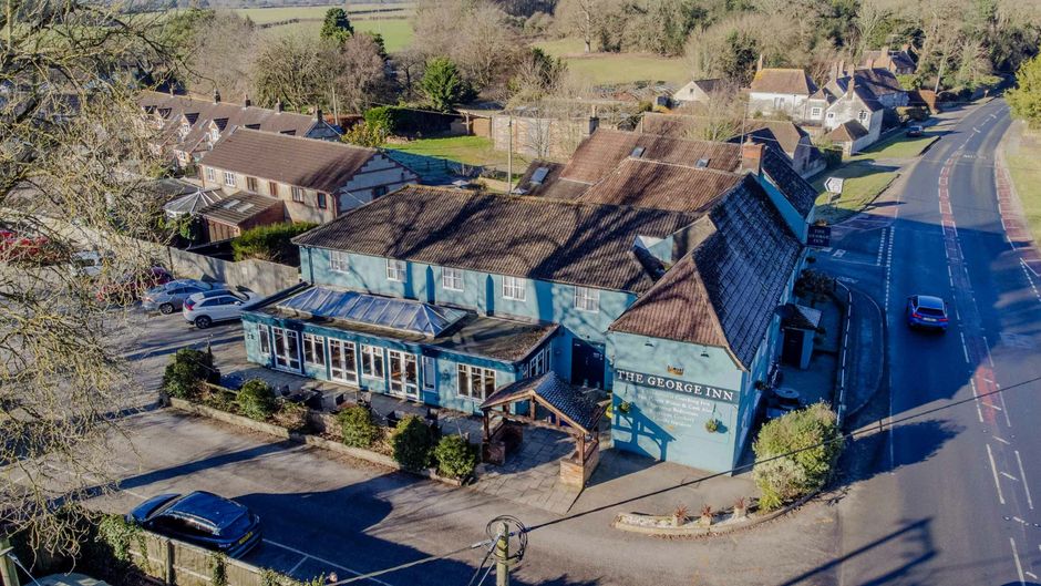 The George Inn Exterior