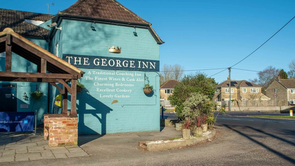 The George Inn Exterior