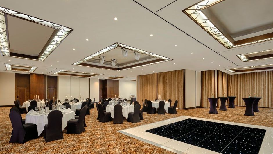 Millennium Hotel & Conference Centre Suite