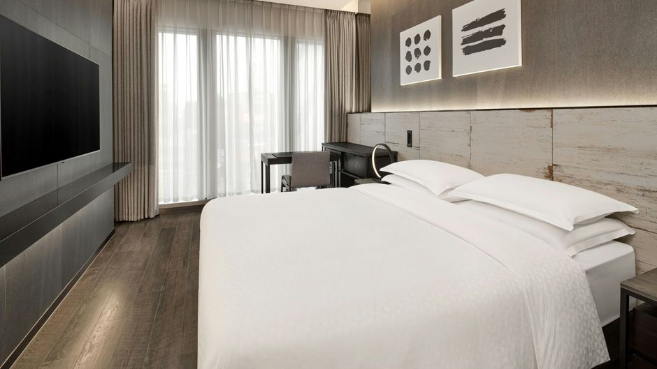 Four Points by Sheraton Seoul, Gangnam Room