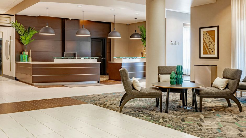 Residence Inn by Marriott Calgary South Lobby