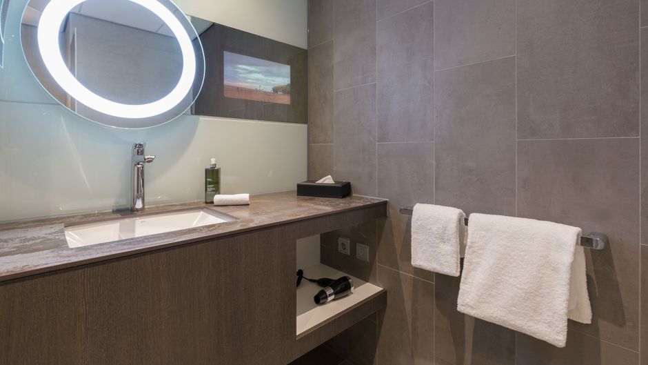Postillion Hotel & Convention Center Room