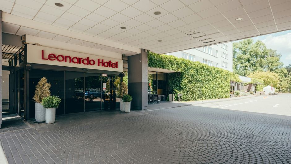 Leonardo Hotel Frankfurt City South Exterior