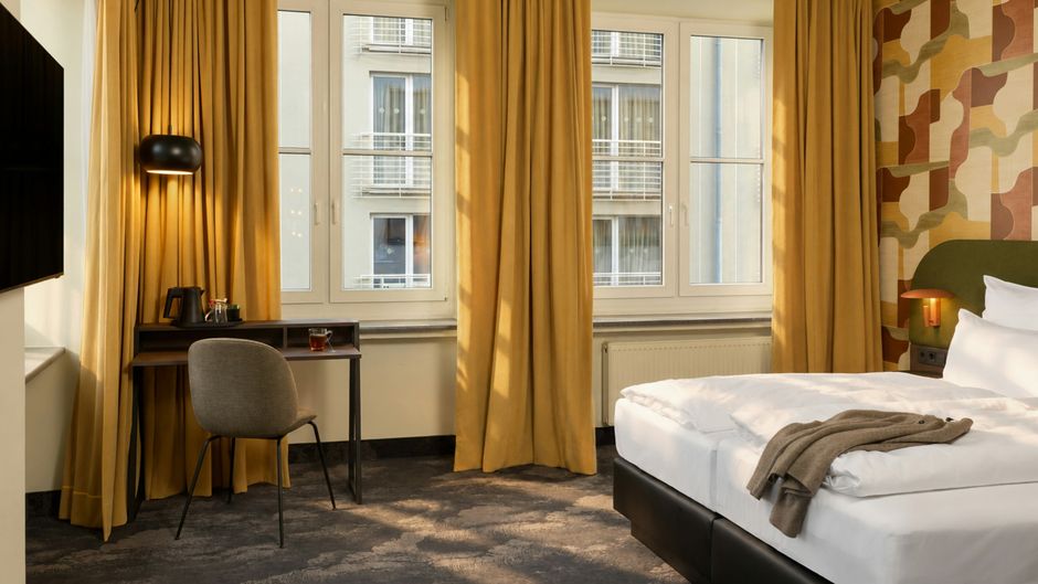 Flemings Hotel Muenchen City Room