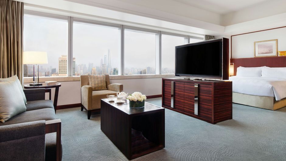 JW Marriott Hotel at Tomorrow Square Suite