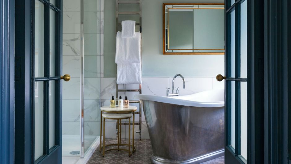 The Devonshire Arms Country House Hotel Room