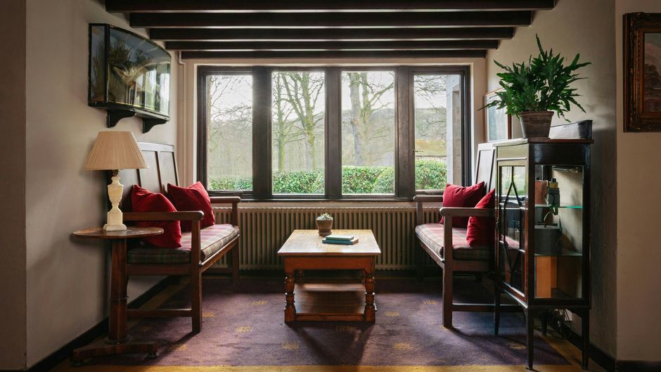 The Devonshire Arms Country House Hotel Lobby