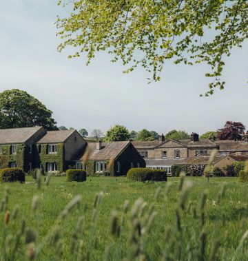 The Devonshire Arms Country House Hotel