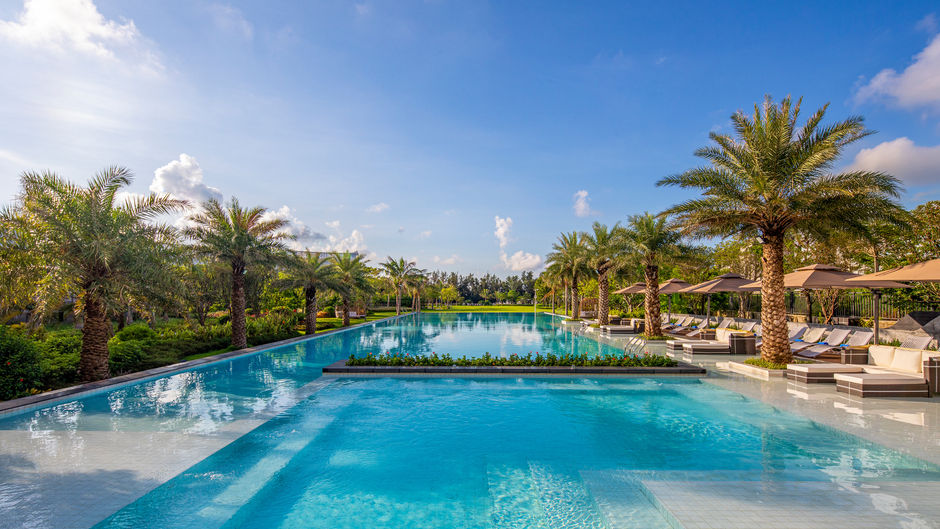 Holiday Inn Beihai Silver Beach Pool