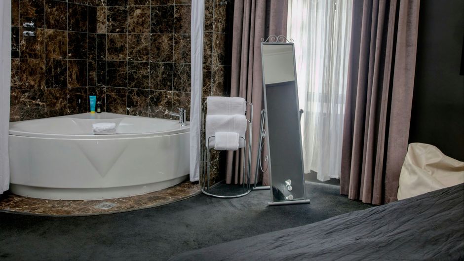 Carmelite Hotel Suite