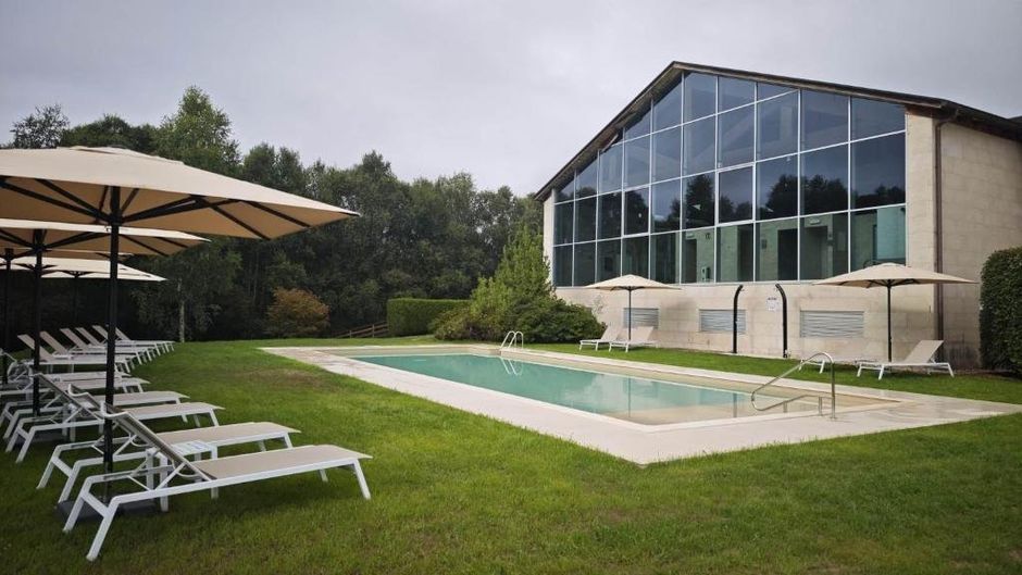 Attica 21 Villalba Pool