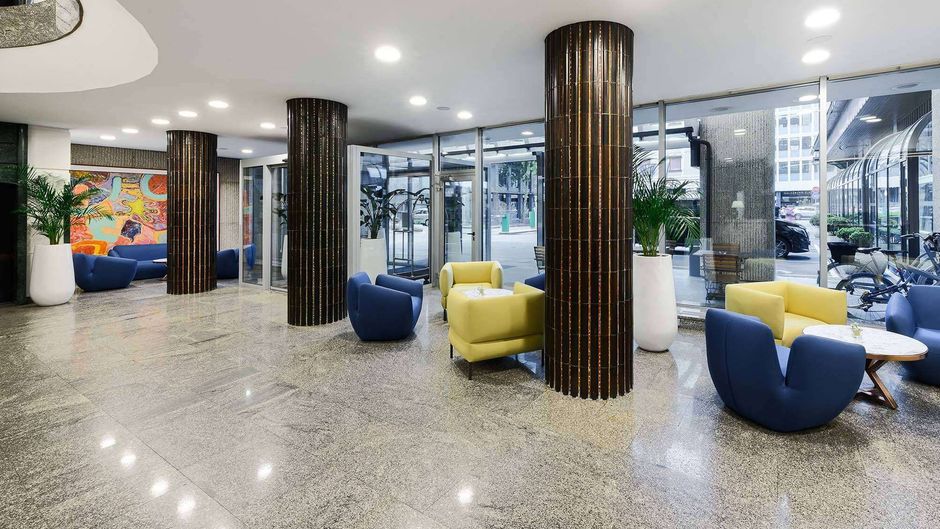 Eurostars uHotel Lobby