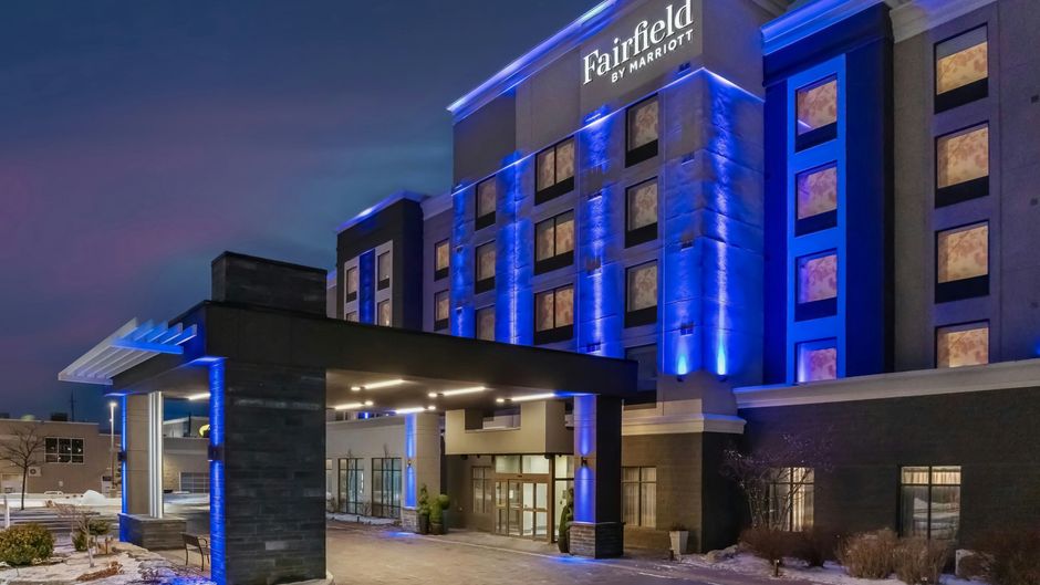 Fairfield Inn & Suites Newmarket Exterior