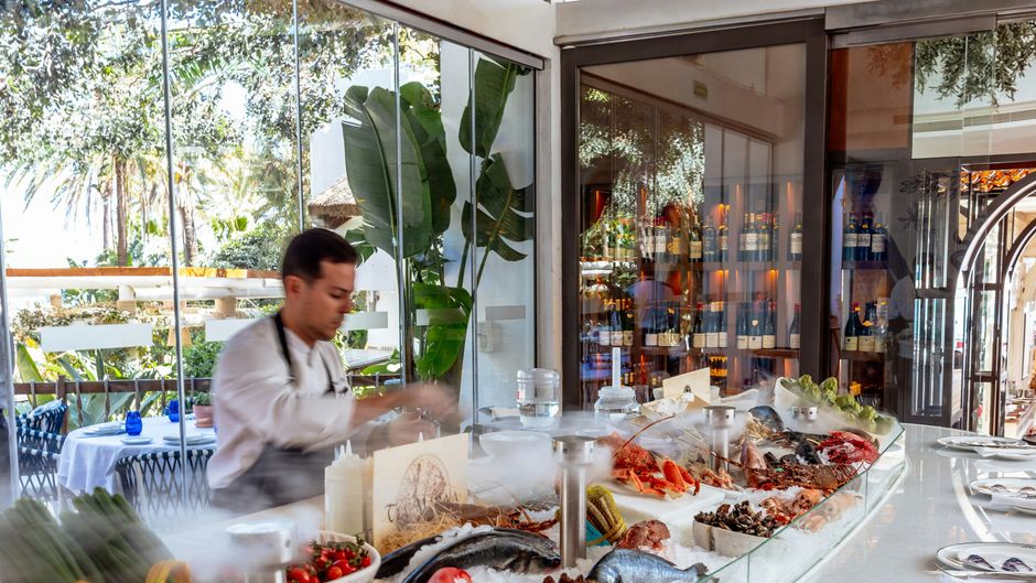 Puente Romano Beach Resort Restaurant