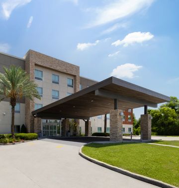 Holiday Inn Express & Suites Chalmette
