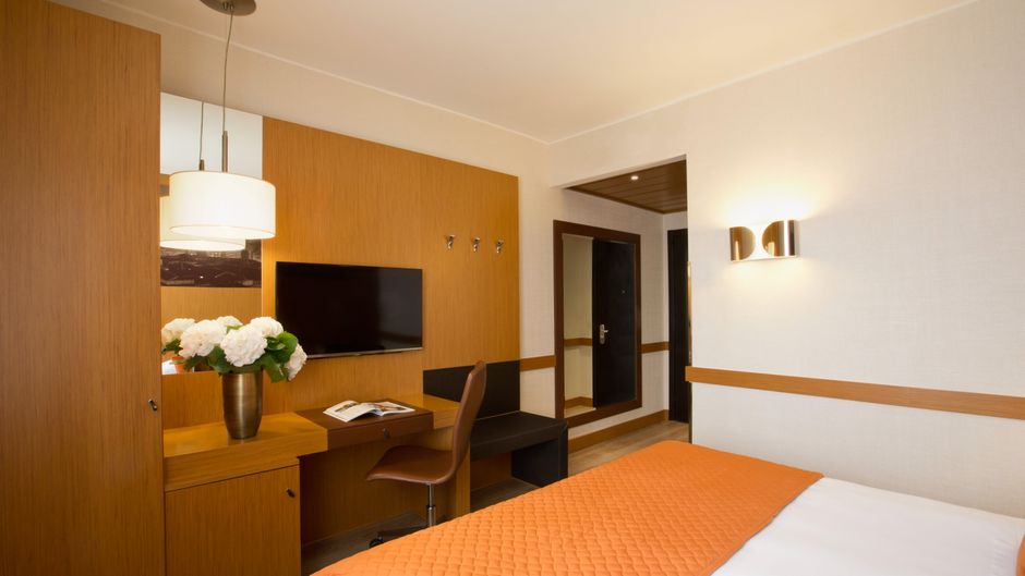 Starhotels Tourist Other