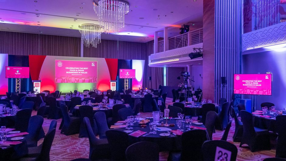 Mercure Holland House Hotel Lobby