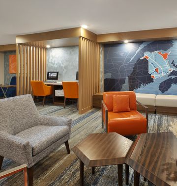 Holiday Inn Express & Suites Fredericton