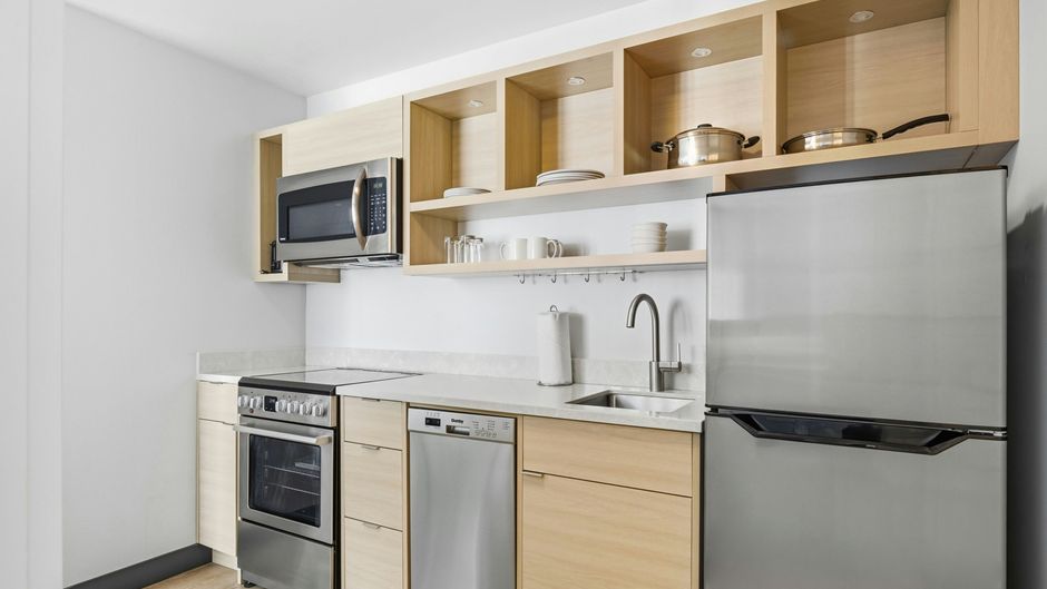 TownePlace Suites by Marriott Vaughan Room