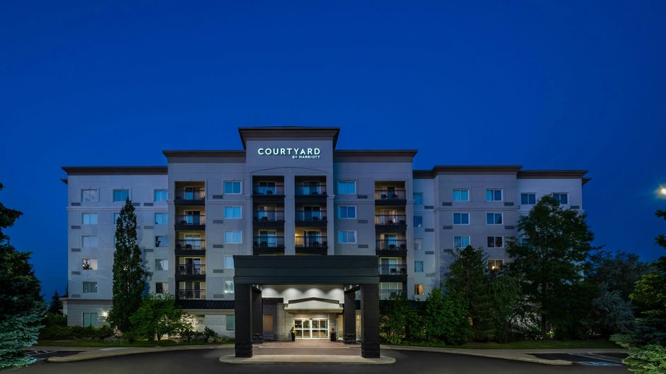 Courtyard by Marriott Toronto Markham Exterior