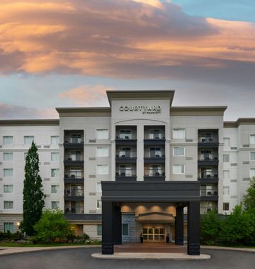 Courtyard by Marriott Toronto Markham