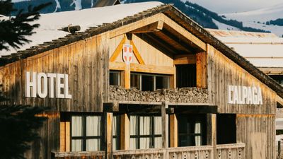 Alpaga Hotel
