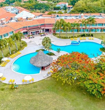 Hodelpa Garden Suites Golf & Beach Club