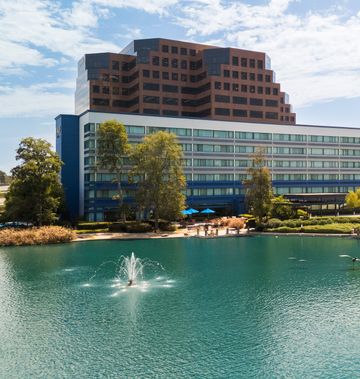 Voco Orange County Airport Hotel