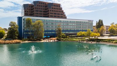 Voco Orange County Airport Hotel