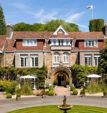 Longueville Manor
