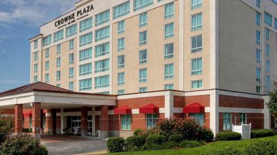 Holiday Inn University Plaza Hotel