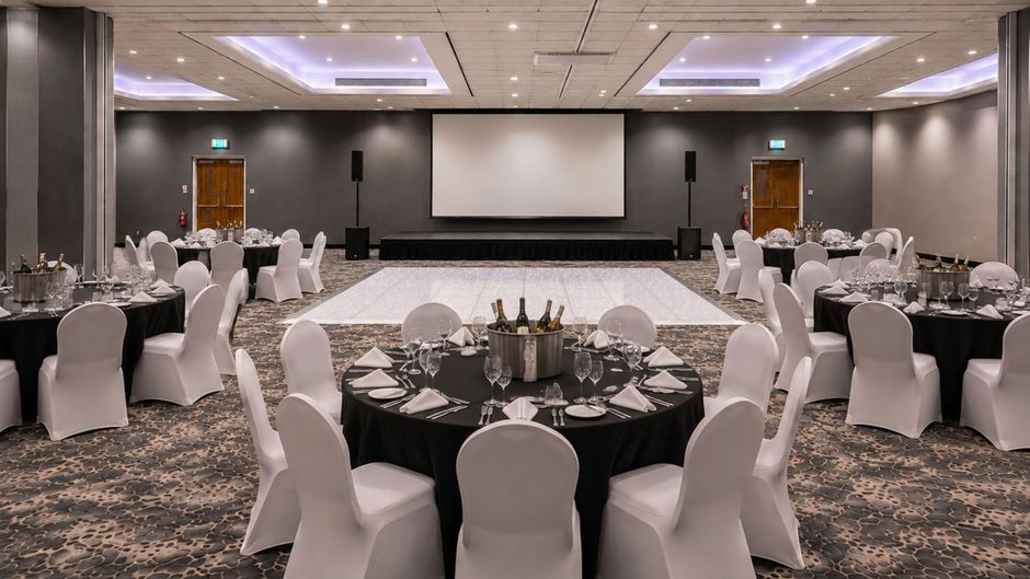 Holiday Inn Liverpool City Centre Hotel Ballroom