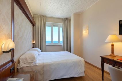 Mediterranee Grand  Hotel