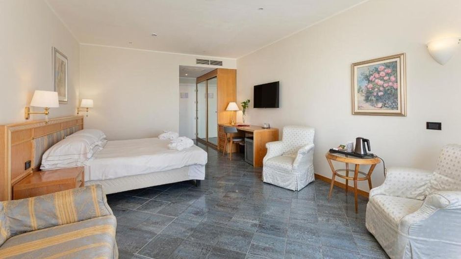 Mediterranee Grand  Hotel Exterior