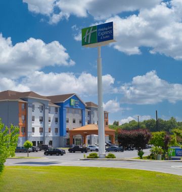 Holiday Inn Express/Stes University Area