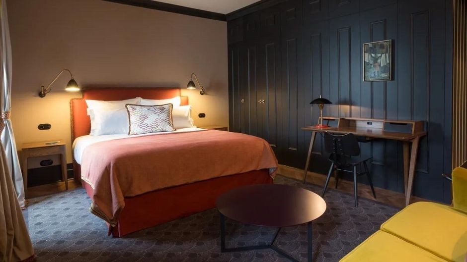 Valverde Hotel Room