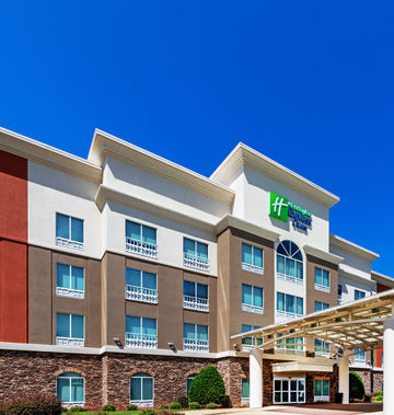 Holiday Inn Express & Suites Bossier cit