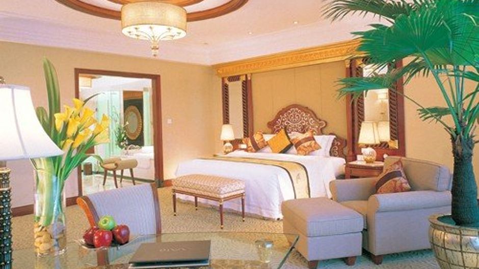 Regal Palace Hotel Room