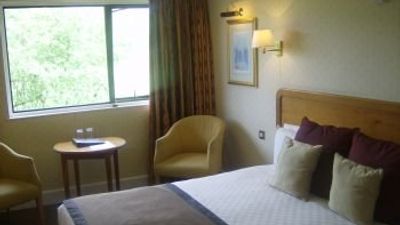 Riverside Lodge Hotel