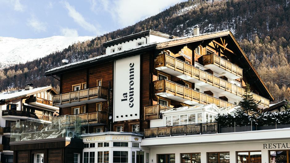 Hotel Couronne Exterior