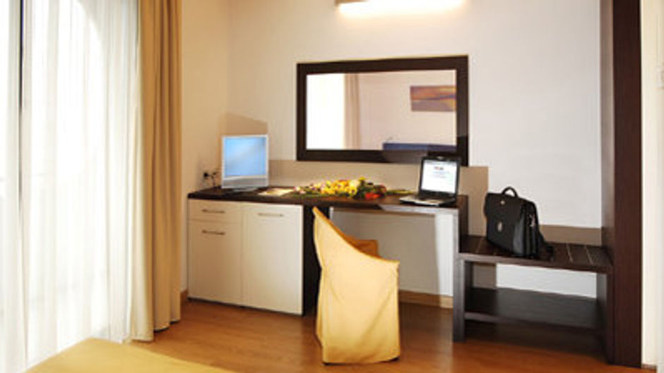 Castelli Hotel Room